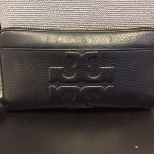 Tory Burch Wallet with Zipper